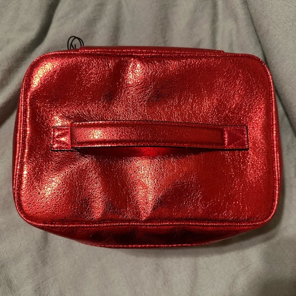 NWT - VICTORIA’S SECRET Travel Makeup Bag - Picture 2 of 5